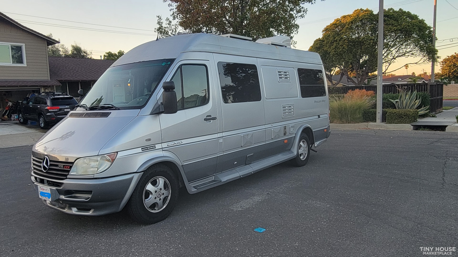 Mercedes Sprinter Pleasure-Way TS Conversion Van 2007 - Image 2 Thumbnail