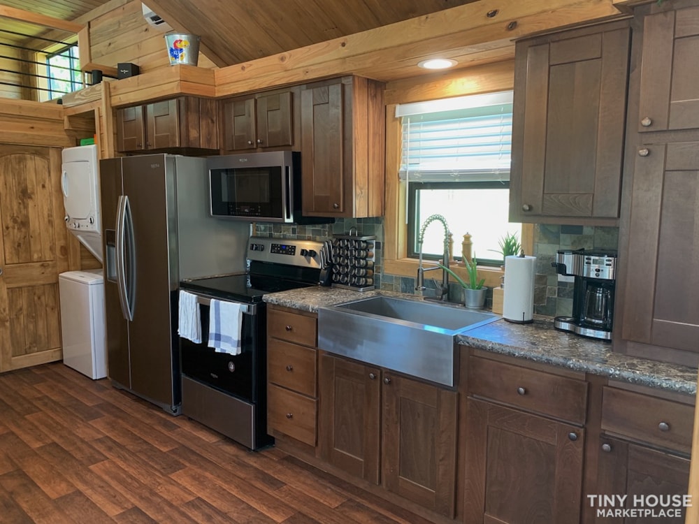 Mini Cabin - 2020 Platinum Tiny Home set in Austin, TX - Image 2 Thumbnail