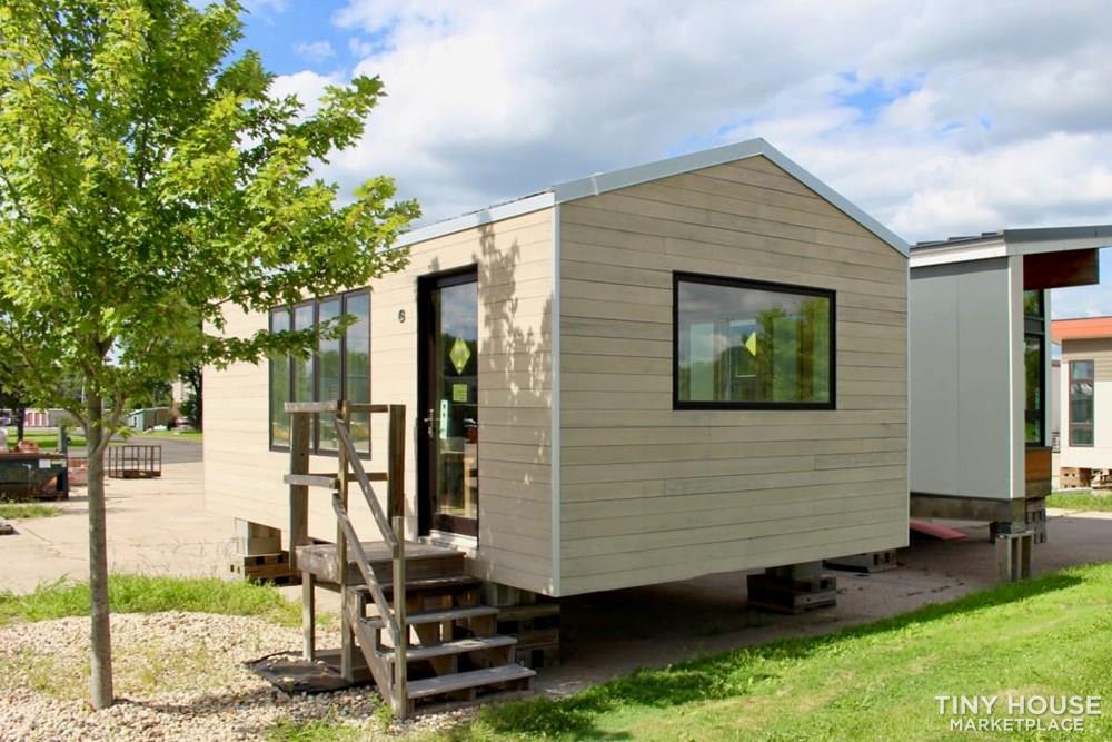 Minim Tiny Home- Customized interior yourself!