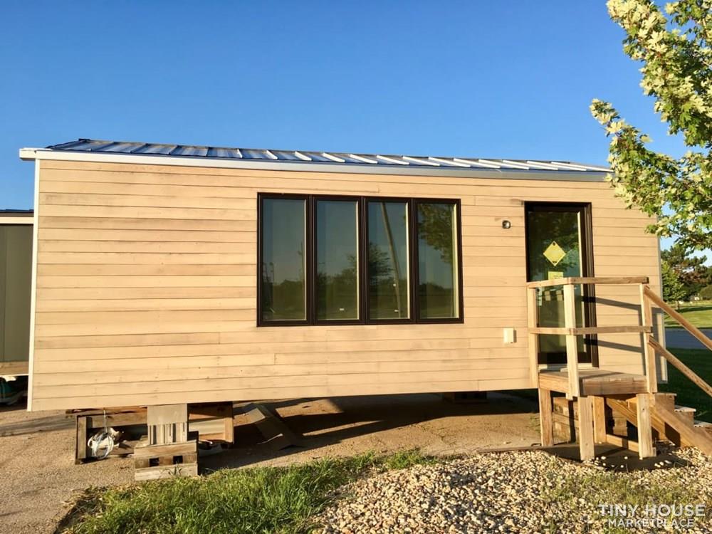 Minim Tiny Home- Customized interior yourself! - Image 2 Thumbnail