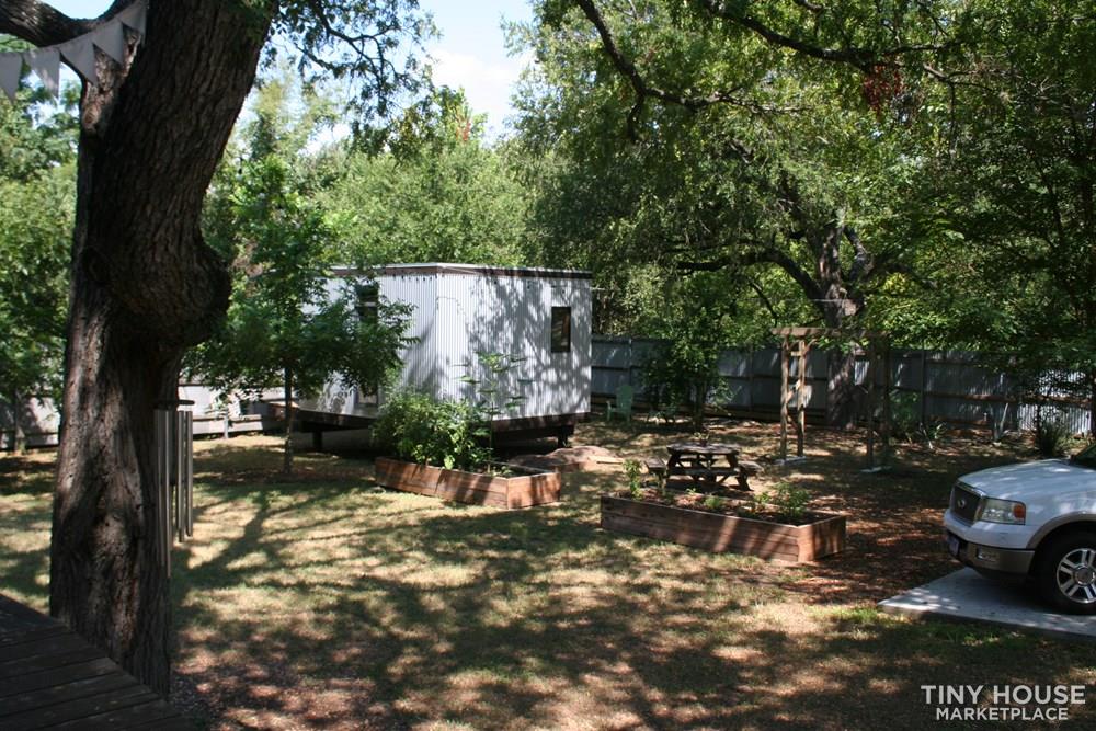 Modern and Comfortable Studio Tiny House - Image 3 Thumbnail