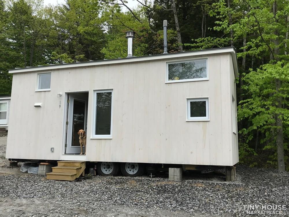 Modern Cozy Custom Tiny House Sleeps 5: Motivated Seller - Image 1 Thumbnail