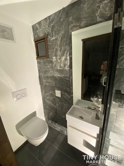 modern dwelling True Studio + upgrades