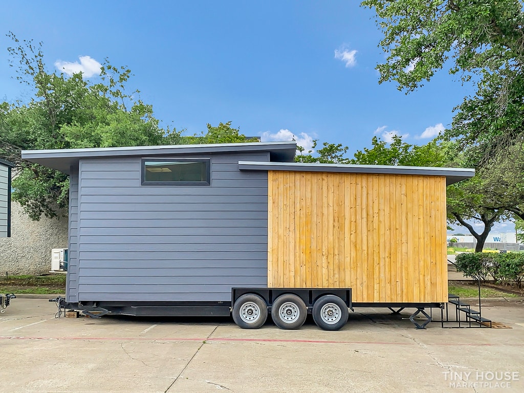 Modern Farmhouse Tiny Home RV for under $70k! - Image 3 Thumbnail