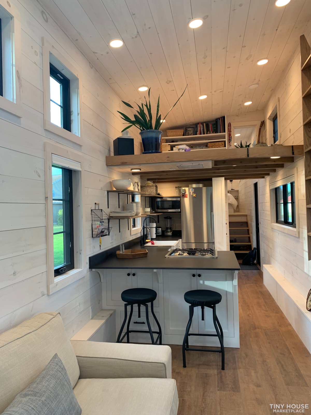 Modern Farmhouse Tiny House - Image 3 Thumbnail