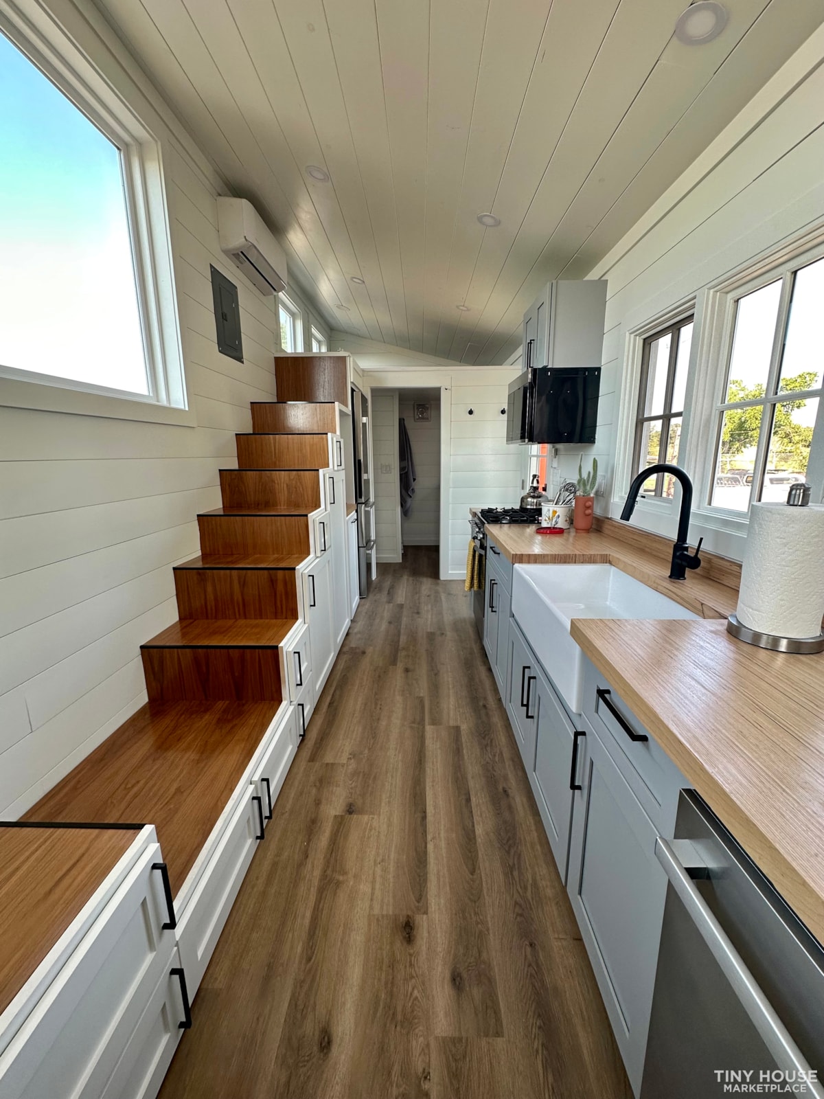 Modern Farmhouse Tiny House on a Trailer - Image 3 Thumbnail