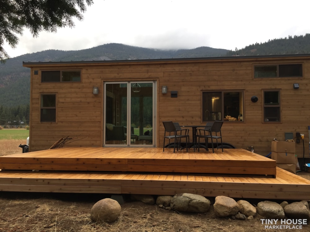 Modern, High-End Tiny Home, Sleeps 6 - Image 4 Thumbnail
