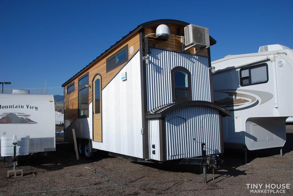 Modern Luxury Tiny House