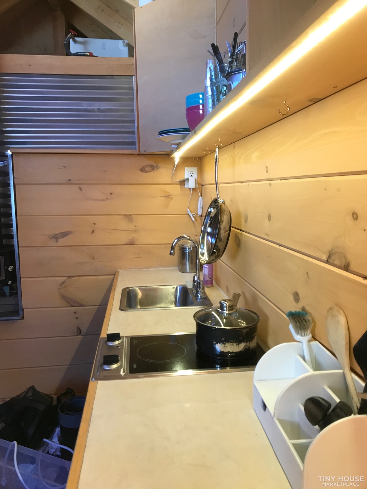 Modern, Off Grid and Non Toxic - Image 2 Thumbnail