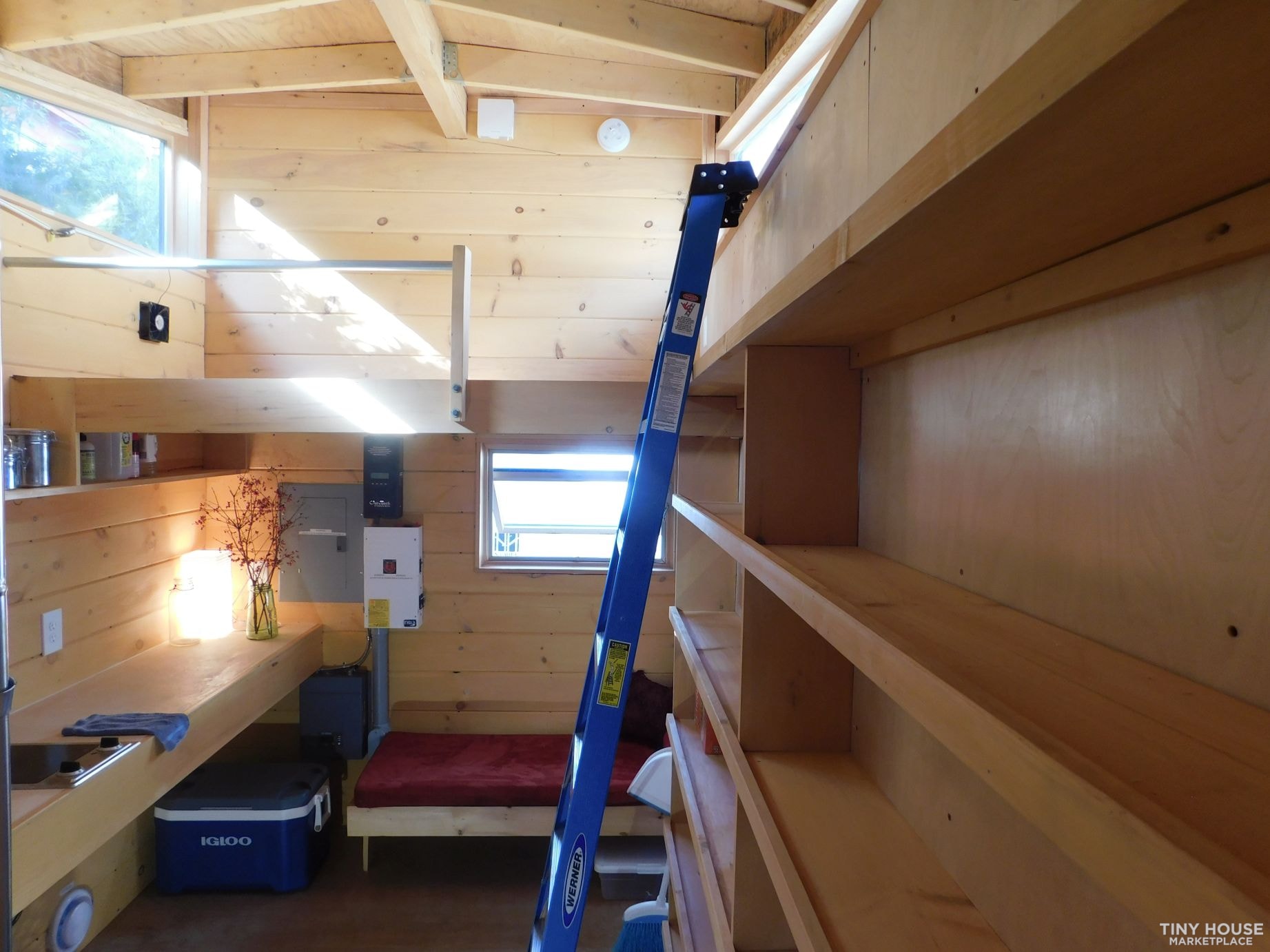 Modern, Off Grid and Non Toxic - Image 3 Thumbnail