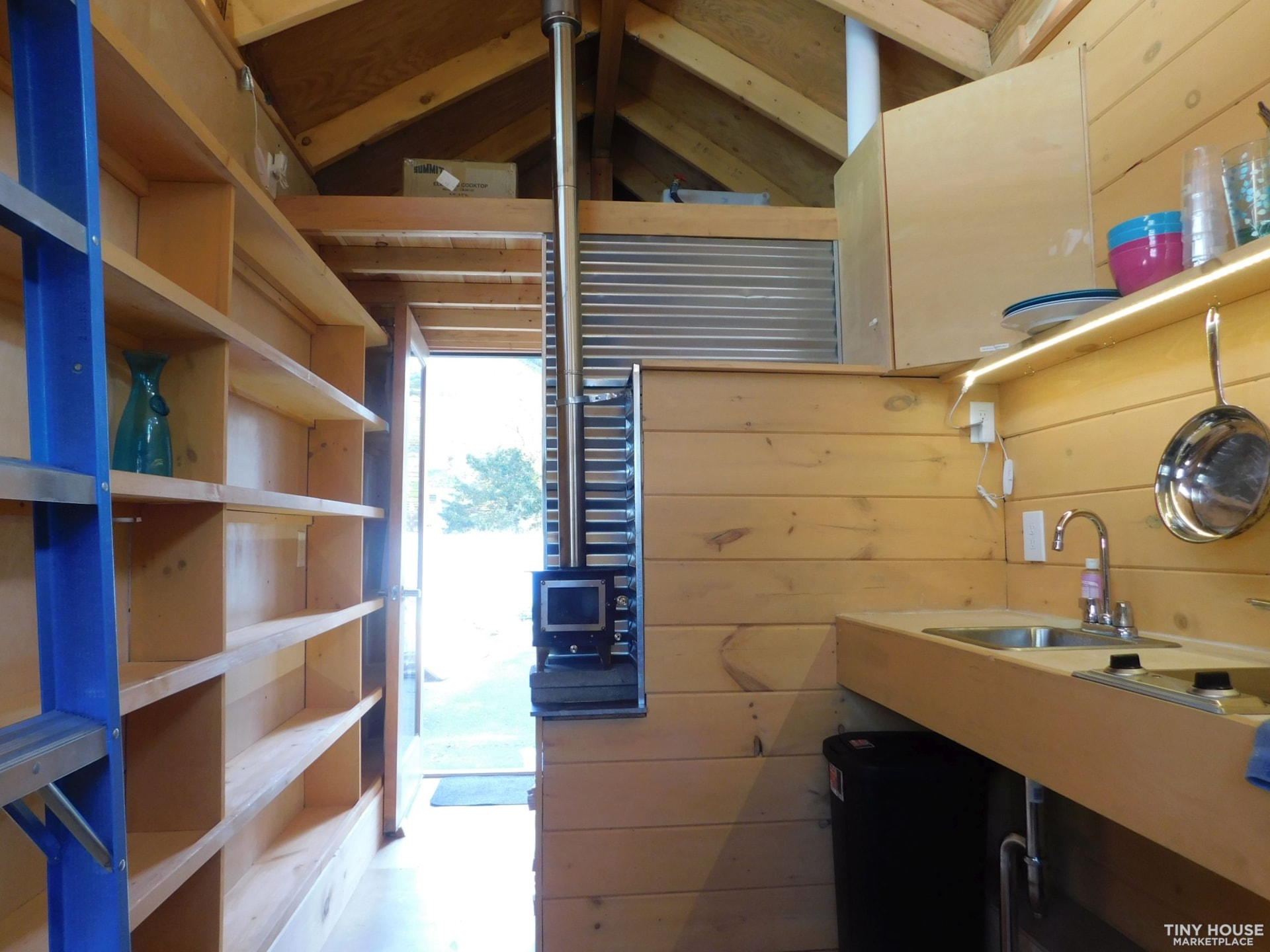 Modern, Off Grid and Non Toxic - Image 4 Thumbnail