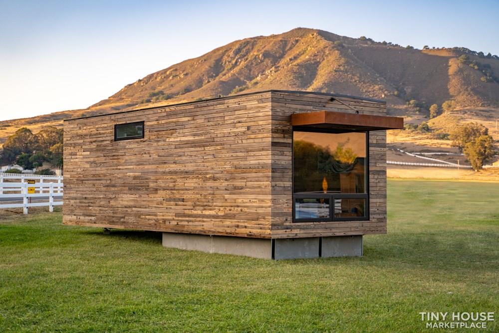 Modern Prefab Home on Wheels