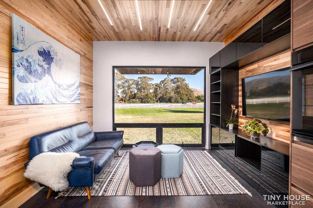 Modern Prefab Home on Wheels - Image 4 Thumbnail