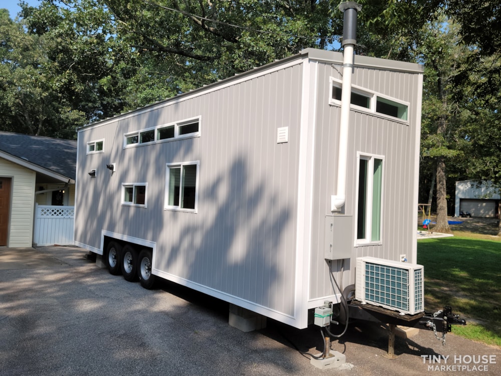 Modern tiny home  - Image 2 Thumbnail
