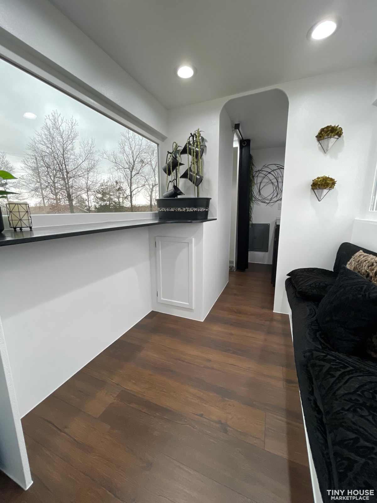 Tiny Home / Mobile Vacation Unit  - Image 4 Thumbnail