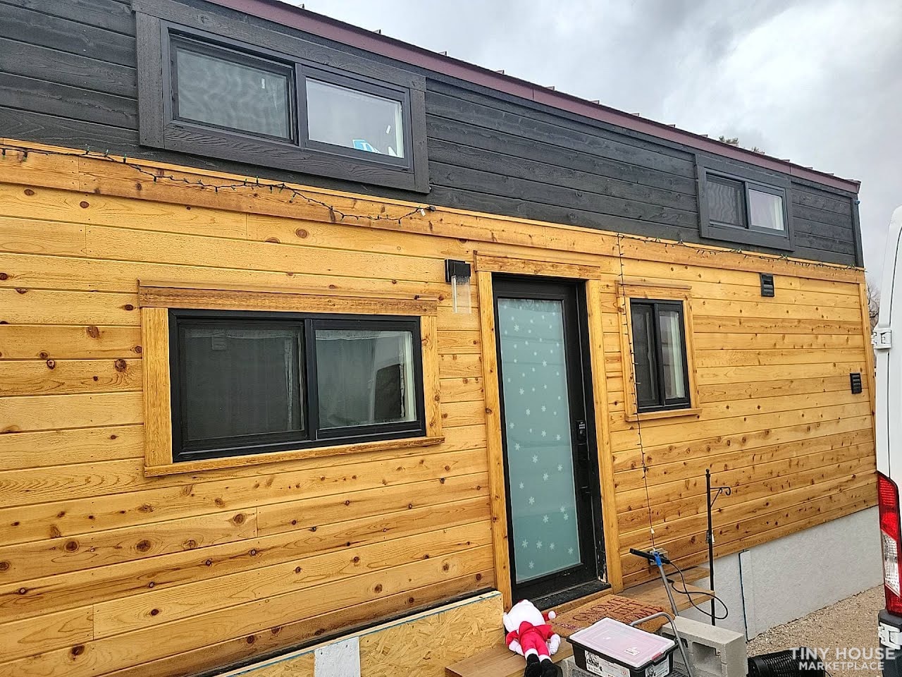 34' Modern Tiny Home