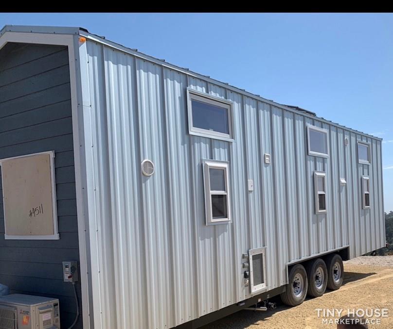 Modern Tiny House! - Image 1 Thumbnail