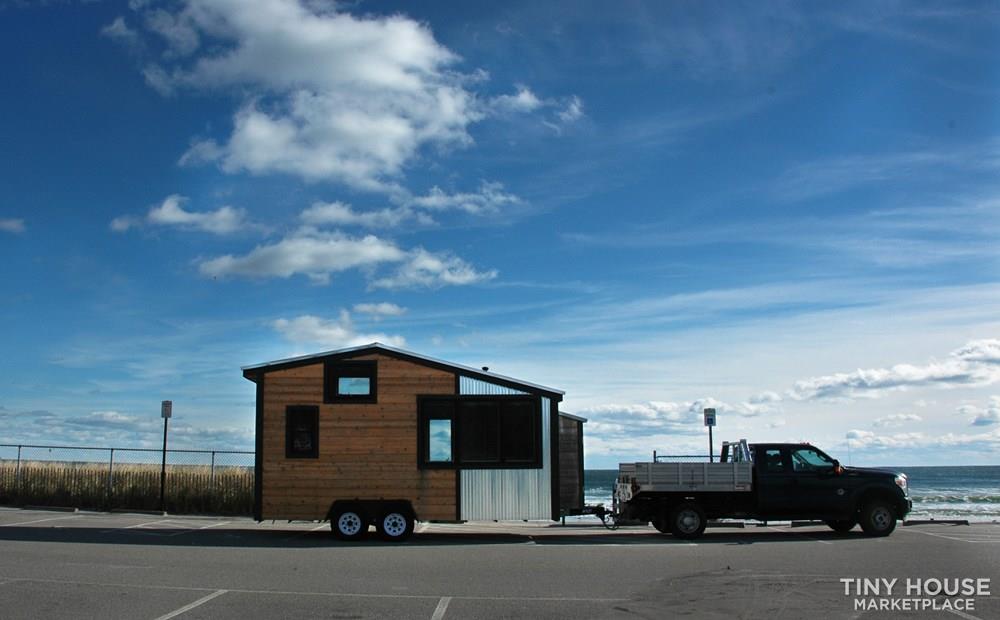 Modern Tiny House - Image 2 Thumbnail