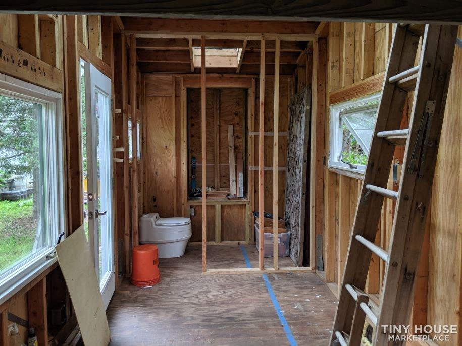 Modern Tiny House For SALE - Image 3 Thumbnail