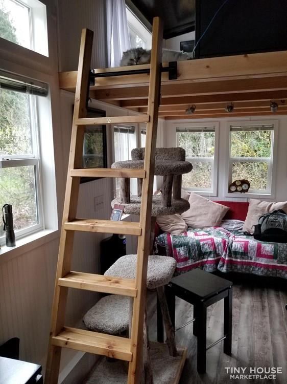 Modern Tiny House in the Woods - Image 2 Thumbnail