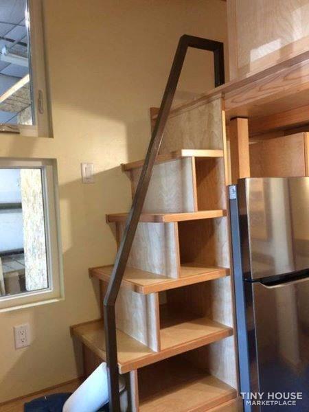 Modern Tiny House Perfect for a Family! - Image 2 Thumbnail