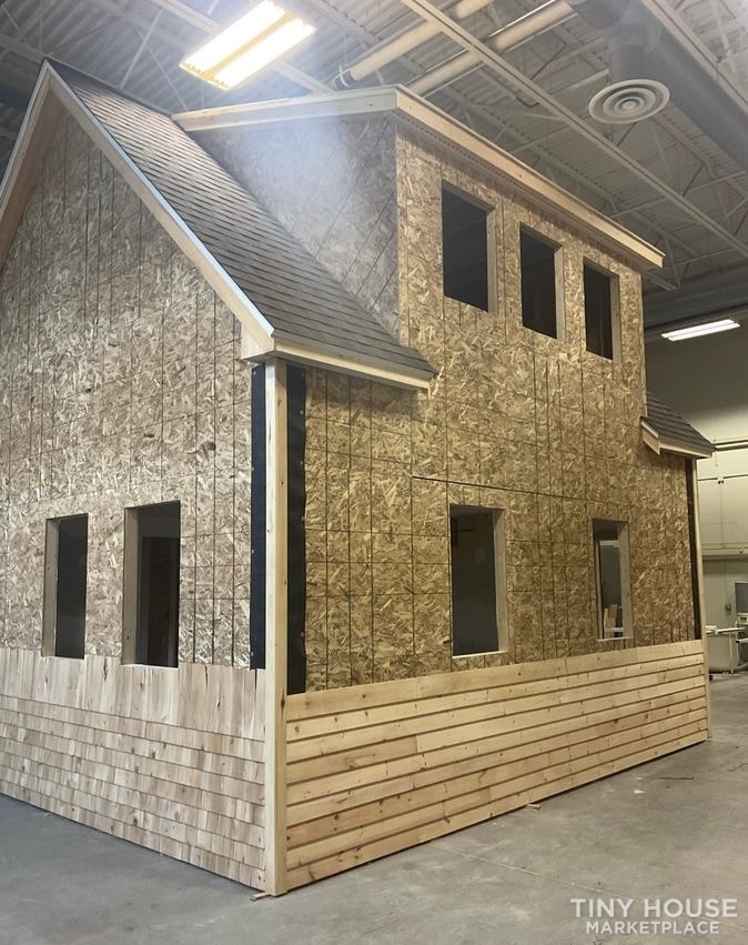 Modern Two-Story Tiny House  - Image 2 Thumbnail