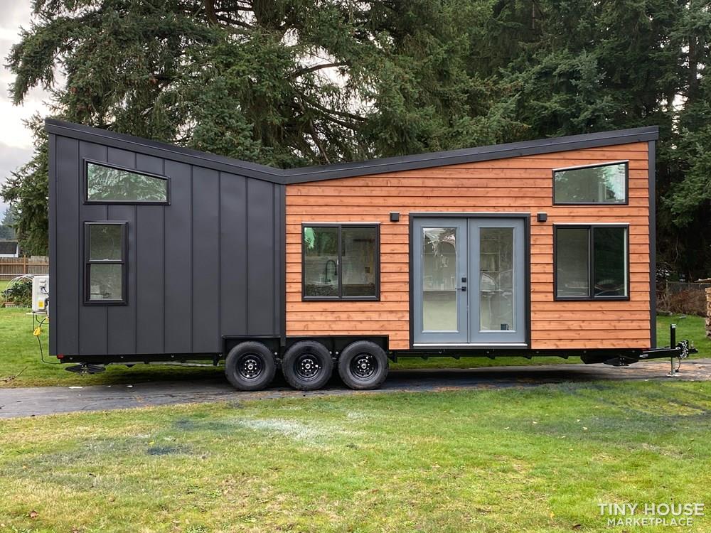 Monarch - 30' Modern Tiny House - Image 1 Thumbnail