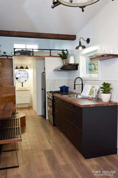 Monarch - 30' Modern Tiny House - Image 2 Thumbnail
