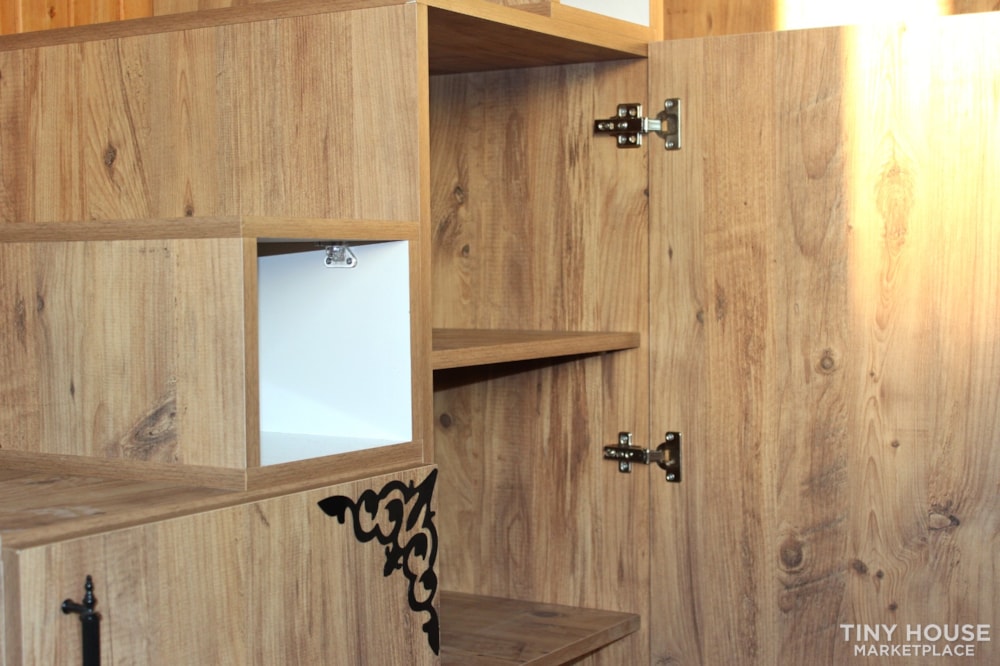 Moovinn Tiny House 6 bed capacity  - Image 4 Thumbnail