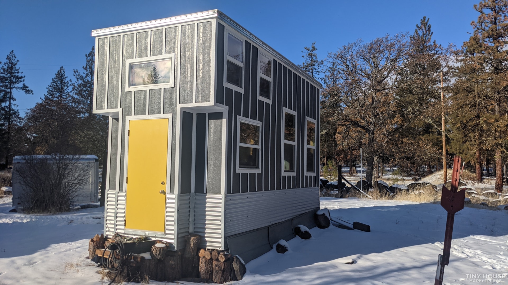 Mostly finished tiny home on wheels!  - Image 2 Thumbnail