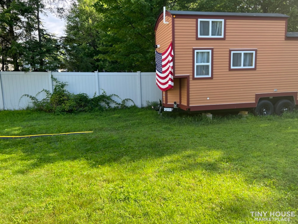 Move and Live in Ready 8x18 Tiny Home on Wheels. - Image 4 Thumbnail
