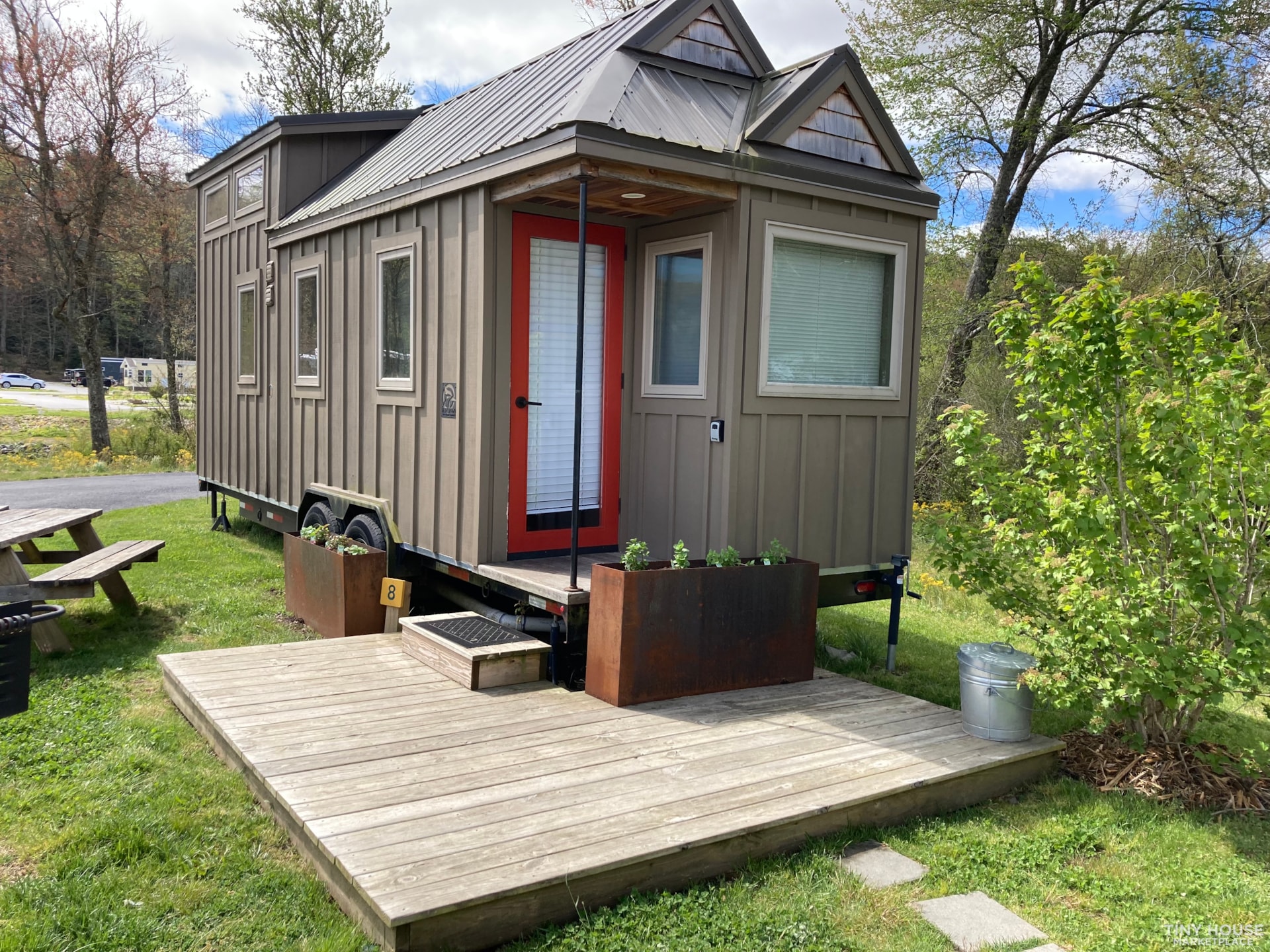 Move In or Vacation Rental Ready!