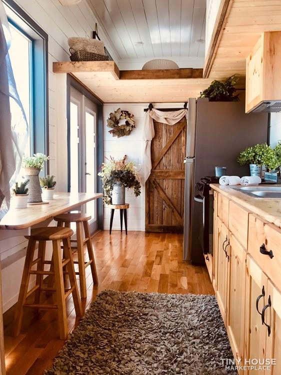 Must Sell 8 x 28 Craftsman Tiny Home - Image 3 Thumbnail