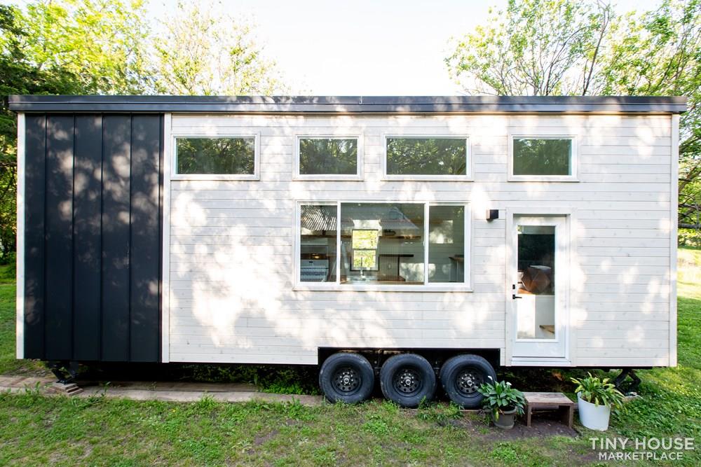Natural Modern 30ft Tiny House "Gardenia" By Made Relative - Image 3 Thumbnail
