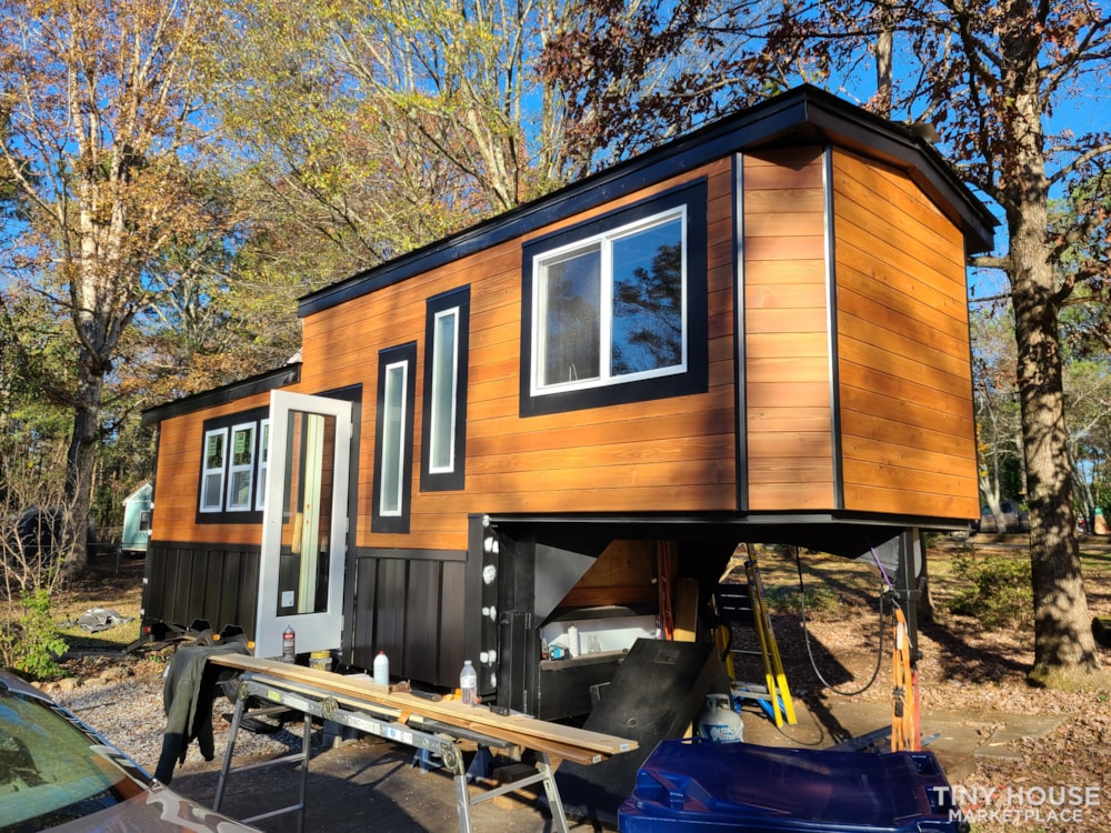Nearly Complete Cedar 22' THOW with gooseneck - Image 4 Thumbnail