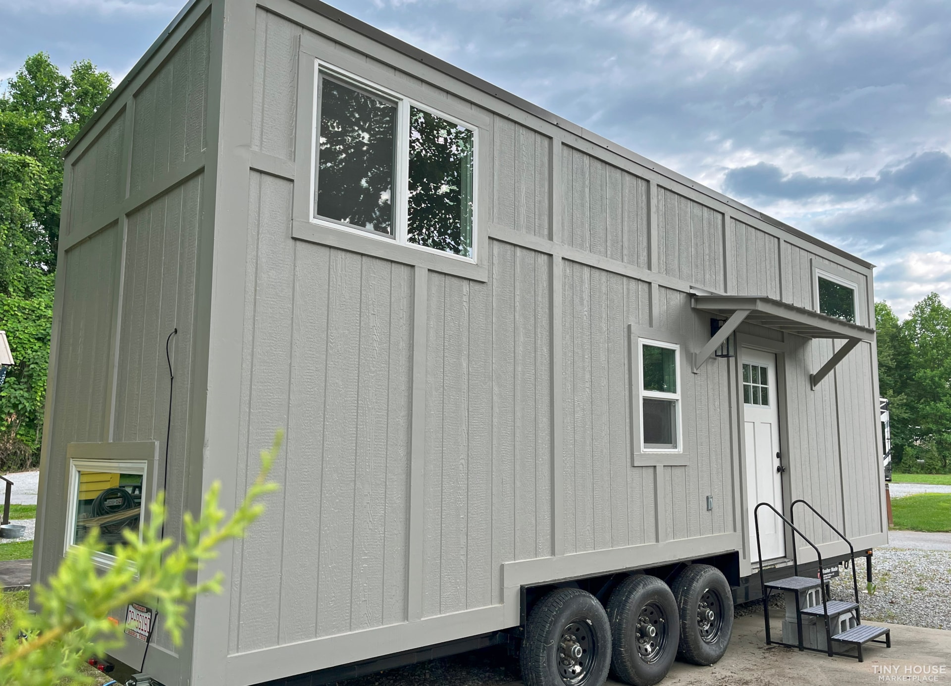 LABOR DAY SPECIAL: NOAH-certified 28 x 8 THOW near Asheville, NC - Image 2 Thumbnail