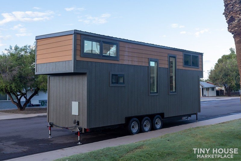 New 2022 28ft Tiny House - Image 2 Thumbnail
