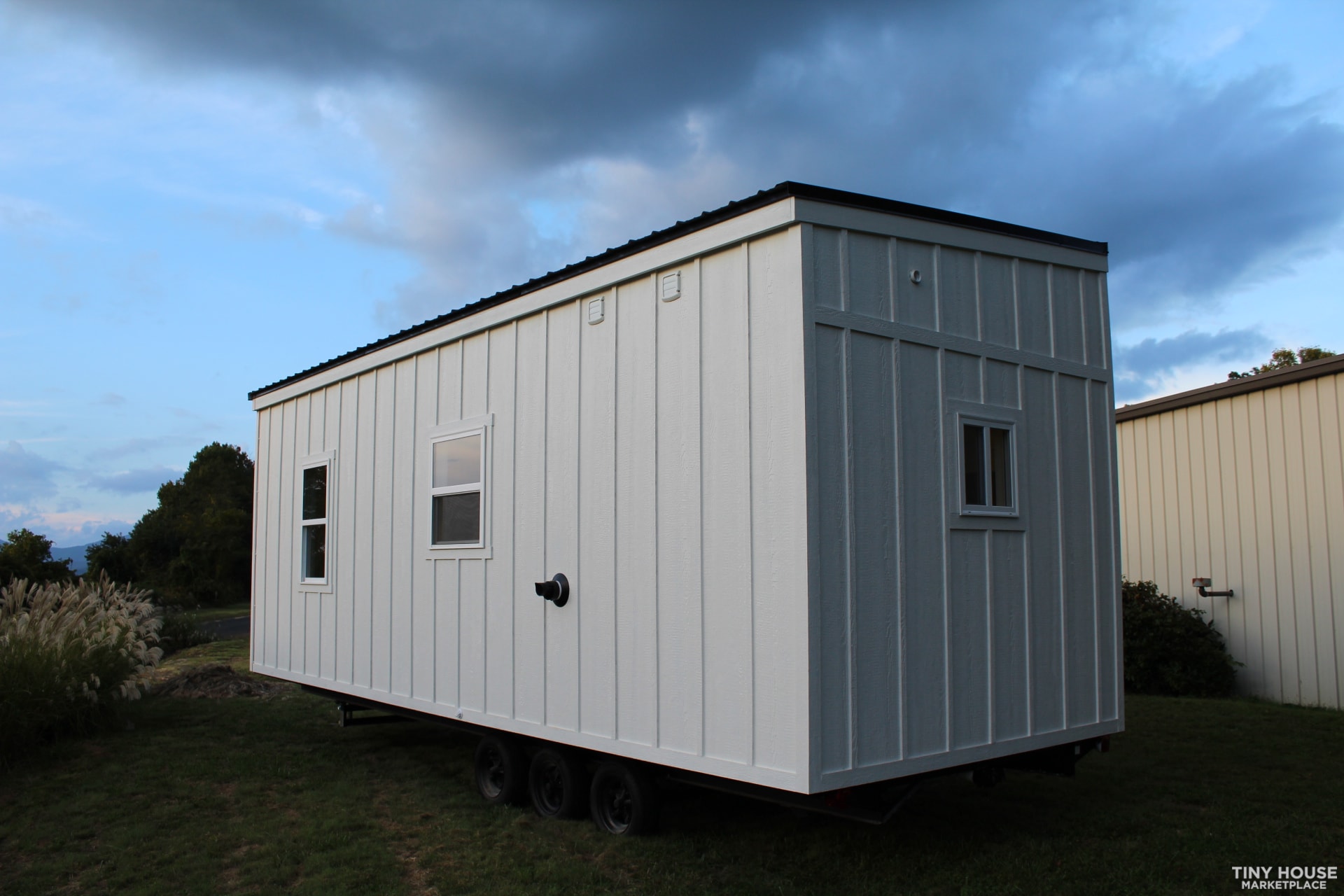 New 2023 NOAH Certified 28' Tiny Home - Image 3 Thumbnail