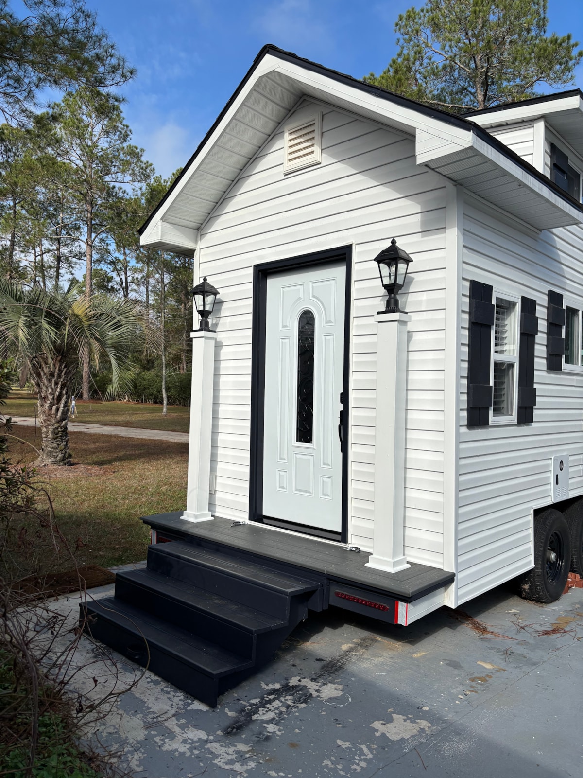 New 22’ Luxury Tiny Home  - Image 4 Thumbnail