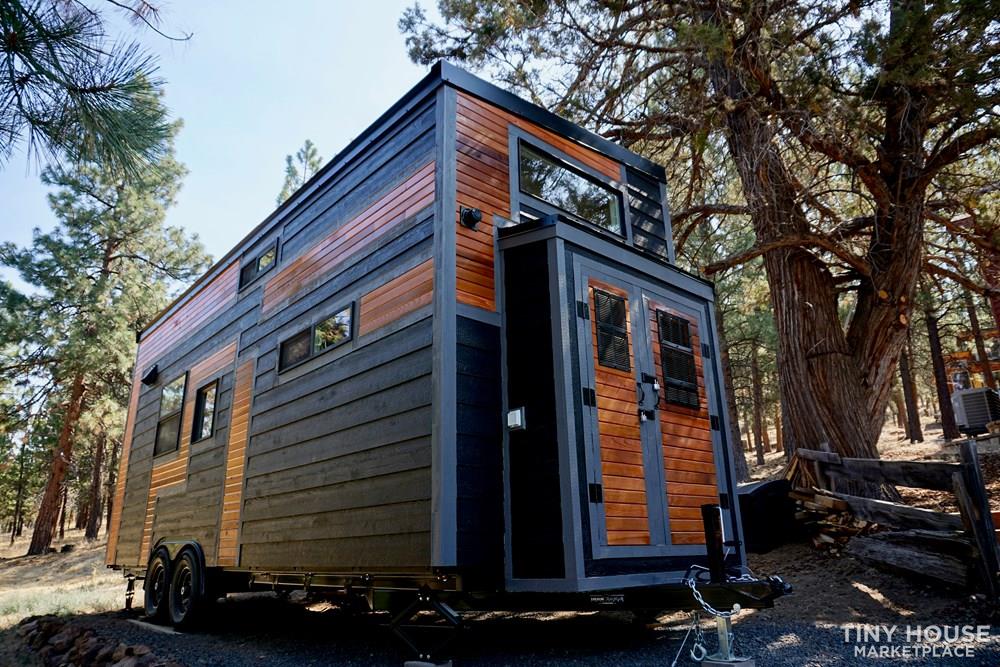 NEW 24' Modern Tiny Home on Wheels - Image 2 Thumbnail
