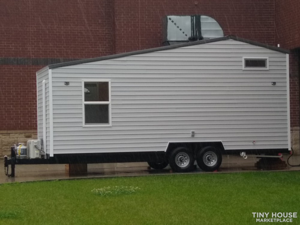 (SOLD) New 24' THOW  Martin Co. ATC  KVEC - Image 4 Thumbnail