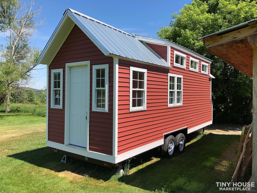 New 24' Tiny House on Wheels - Image 2 Thumbnail
