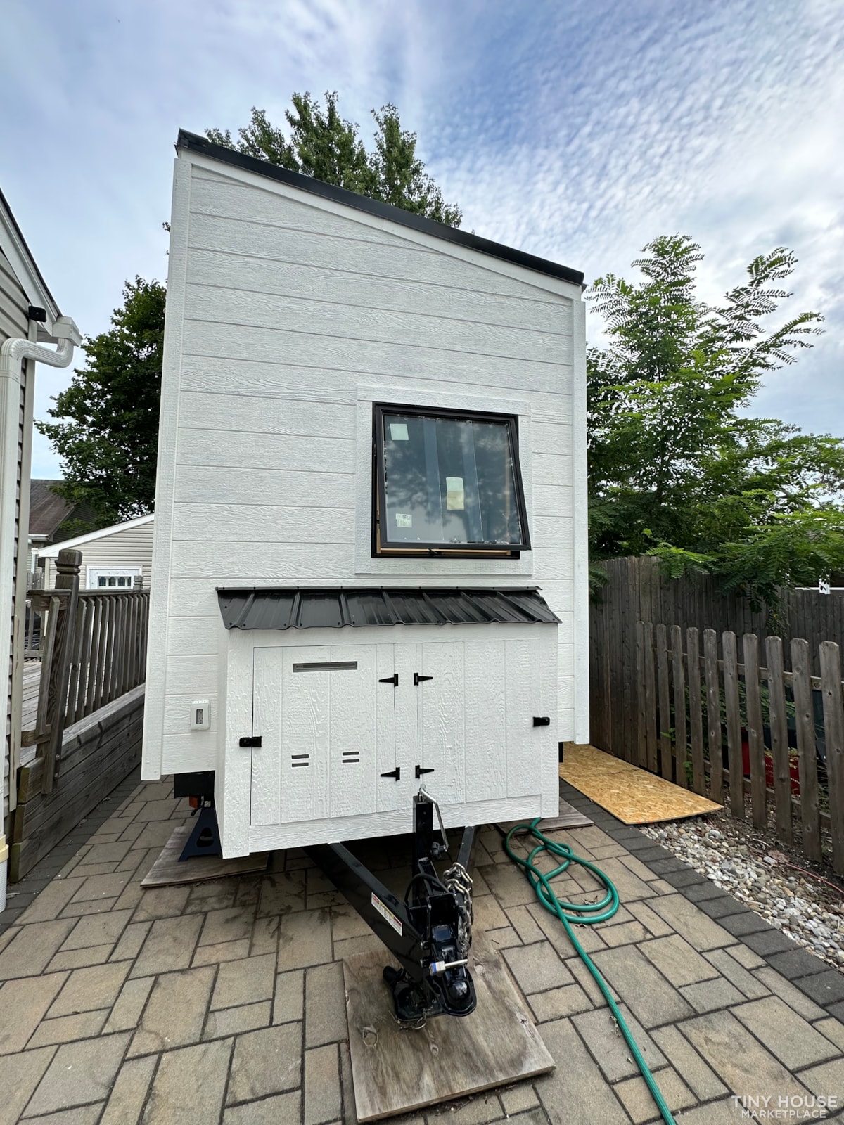 NEW 8'5" x 24' Tiny Home - Image 2 Thumbnail