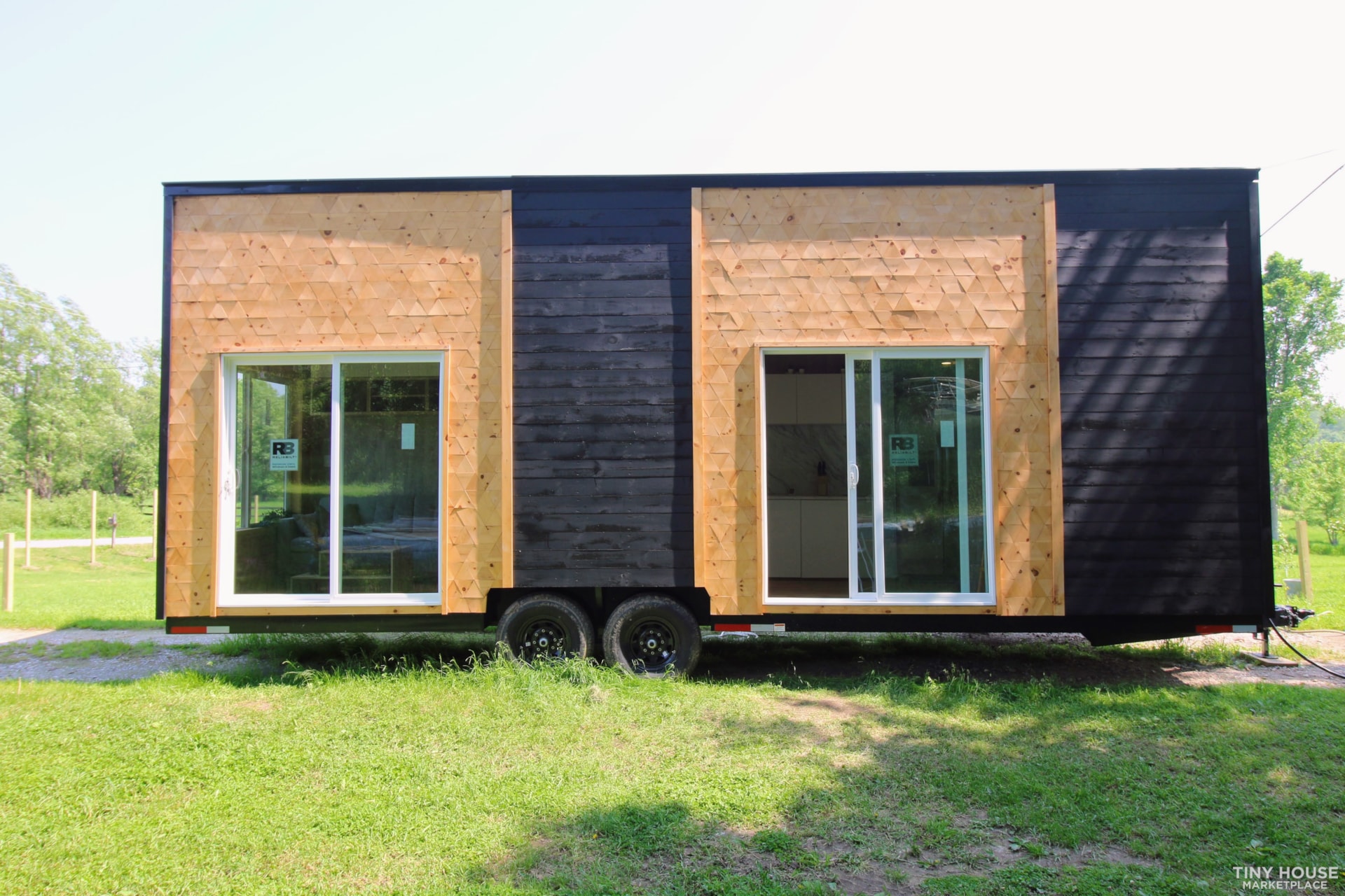 New Build Tiny House on Wheels Modern Eco home 28’ x 8’6” - Image 1 Thumbnail