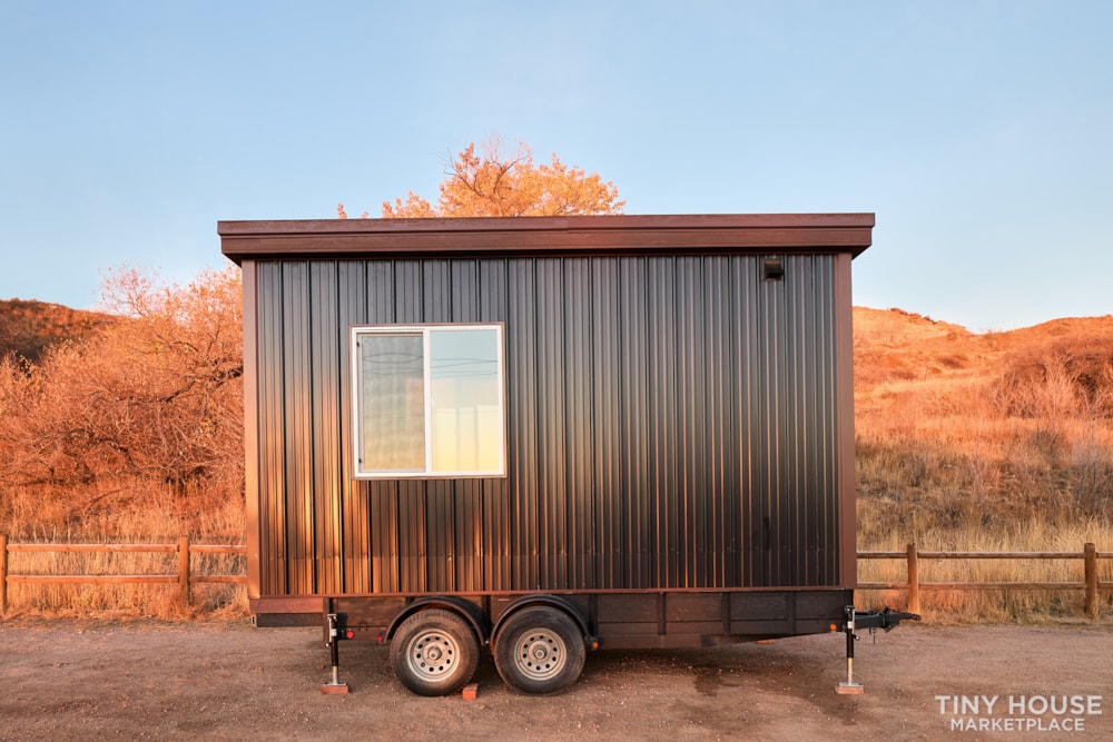 New Custom Tiny House - Image 1 Thumbnail
