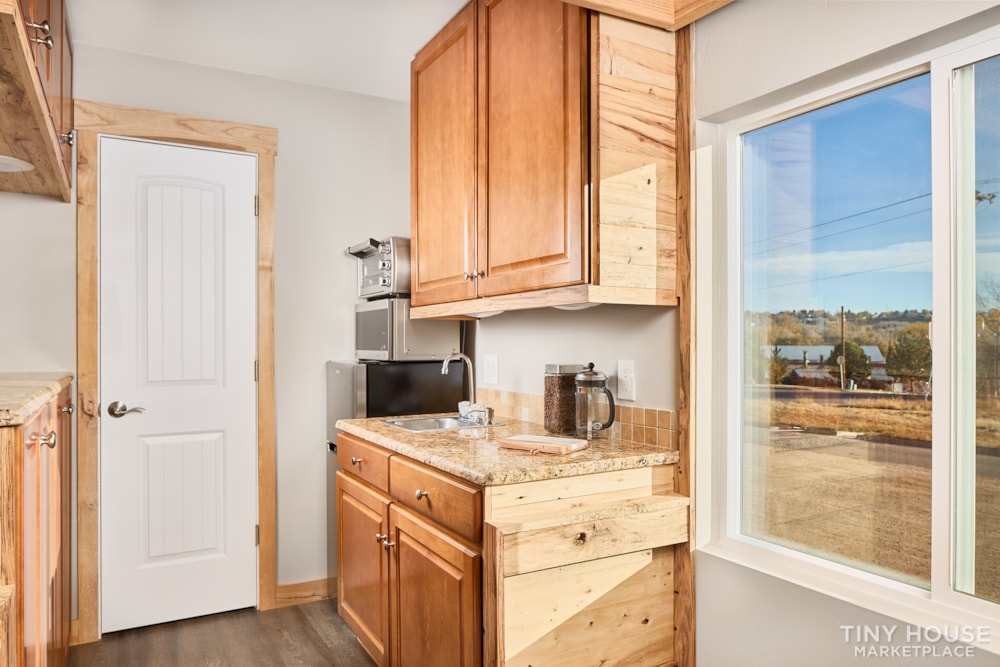 New Custom Tiny House - Image 4 Thumbnail