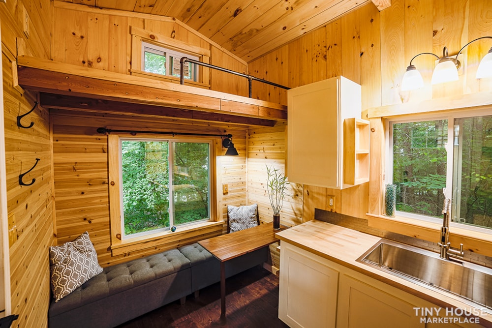 New Custom Tiny House on Trailer - Image 2 Thumbnail