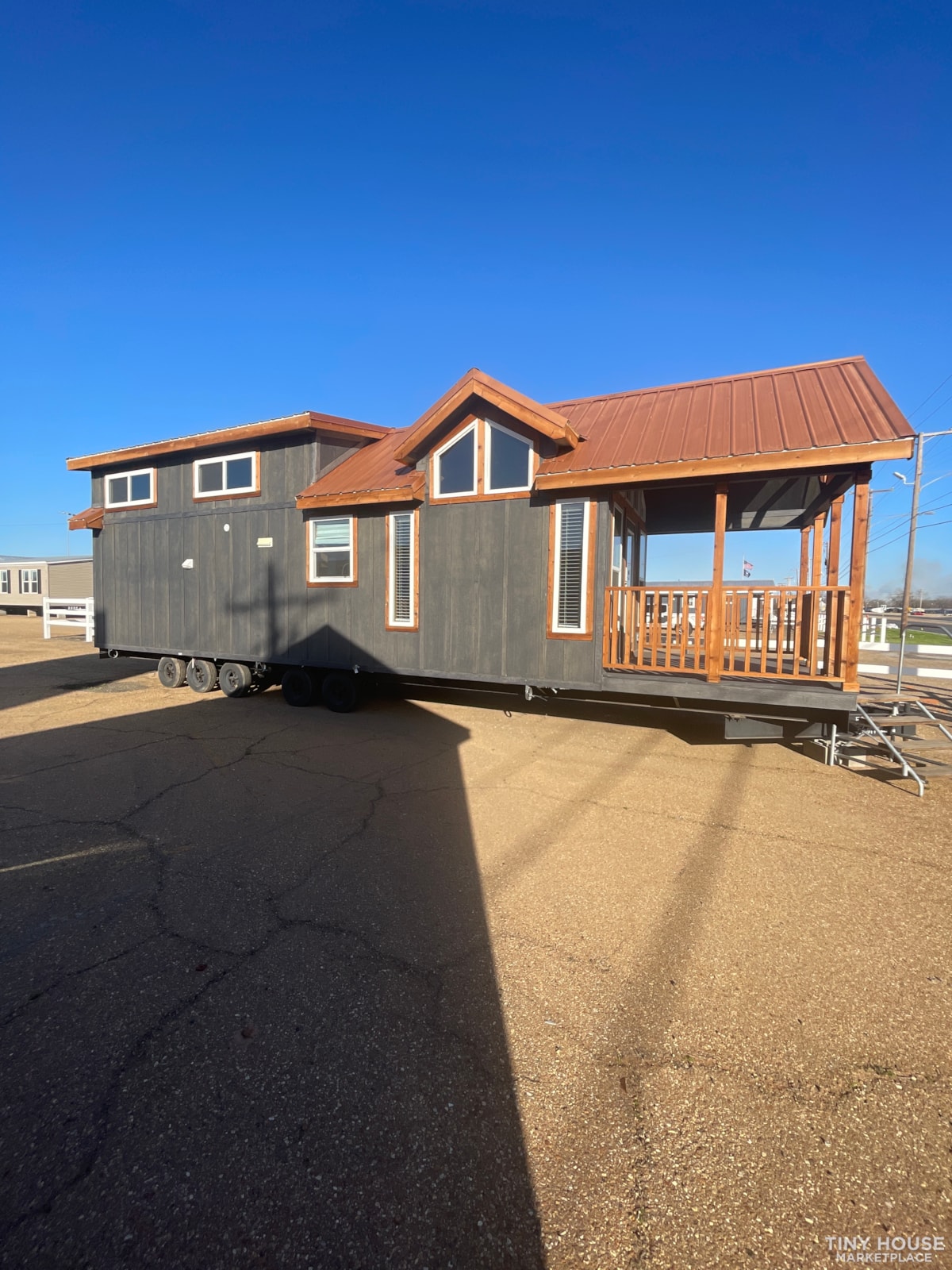 New Elegant Park Model Tiny Home with a loft - Image 1 Thumbnail