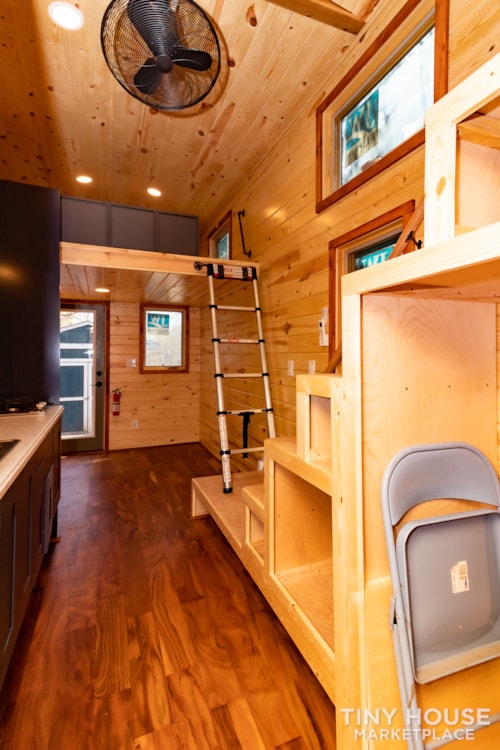 New house on wheels Noah Certified