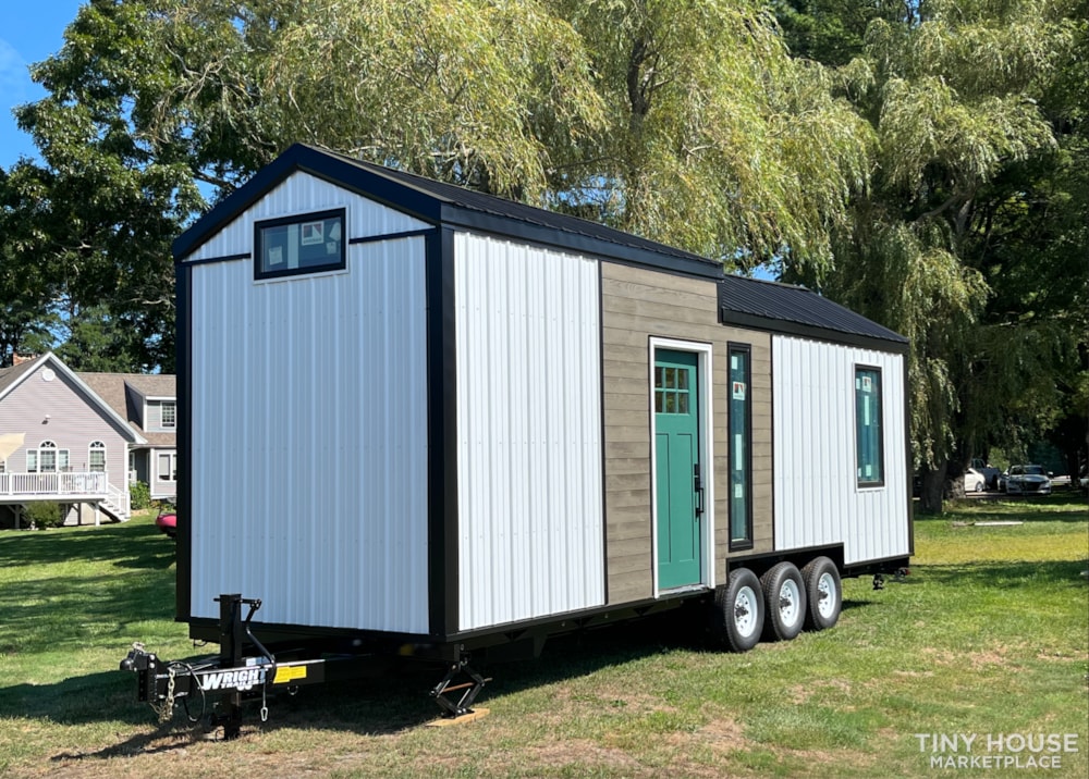 NEW Professionally Built 28' x 8'6" Tiny Home Shell